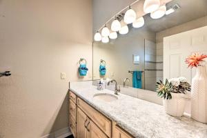 Imagen de la galería de Docs Retreat in Ruidoso Downs with Mtn Views, en Ruidoso Downs