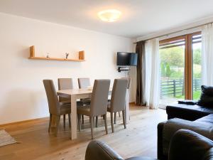 TV a/nebo společenská místnost v ubytování Calvi's Home + 11 fotografií