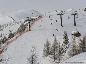 Appartementhaus Sabine v zime
