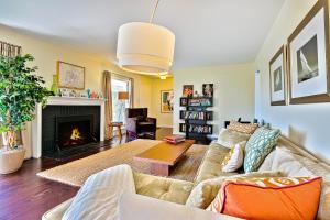 Gallery image of DP-343 - Dana Point Parkside Cottage in Capistrano Beach
