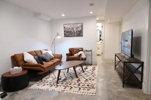 A seating area at Modern and warm house