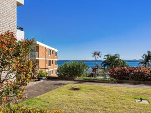 Gallery image of Portside Unit 8 1 Donald Street in Nelson Bay