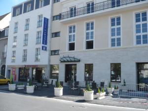 Gallery image of Hotel De France in Montargis