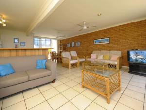 A seating area at The Crest Unit 1 - Shoal Bay