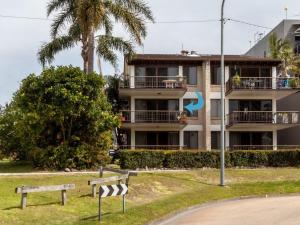 Gallery image of Tradewinds Unit 3 110 Victoria Parade in Nelson Bay