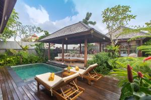 Der Swimmingpool an oder in der Nähe von Alam Wayang Ubud - CHSE Certified
