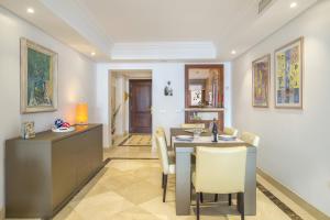 A seating area at High standard beach front apartment