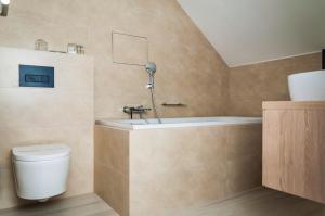 A bathroom at Hotel U Kaplicky