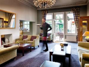 Foto dalla galleria di Mercure London Staines-upon-Thames Hotel a Staines
