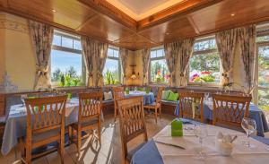 Restaurace v ubytování Apfelblüte bed & breakfast 8 km vom Bodensee