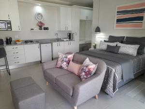 Kuchyň nebo kuchyňský kout v ubytování Kent Manor Guest Suites + 17 fotografií