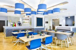 Nápoje v ubytování VISIONAPARTMENTS Place de Cornavin - contactless check-in + 13 fotografií