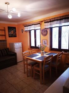 Fotografie z fotogalerie ubytování Dráchovský apartmán a vejminek v destinaci Dráchov