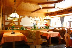 Restaurace v ubytování Hotel-Landgasthof Ploss