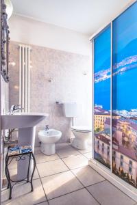 Vonios kambarys apgyvendinimo įstaigoje La Fabbrica dell'Oro