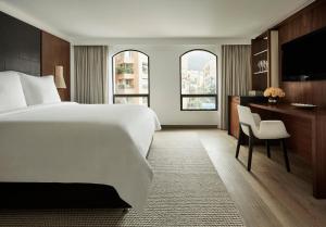 Postel nebo postele na pokoji v ubytování Four Seasons Hotel Bogota + 37 fotografií