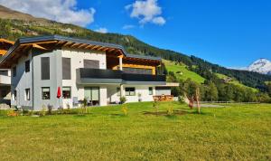 Pogled na planine ili pogled na planine iz apartmana