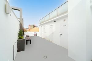A balcony or terrace at Francisco Remiro Fabulous Furnished Apartments in Guindalera