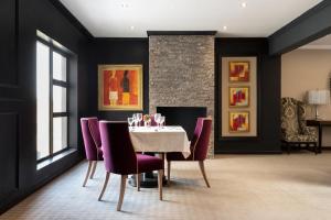 Χώρος καθιστικού στο St Andrews Hotel and Spa