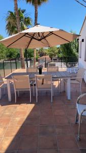 Gallery image of Las Palmeras Playamonte in Navarrés