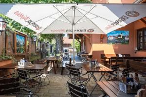 Restaurace v ubytování Landgasthof zum Erdinger Weissbräu