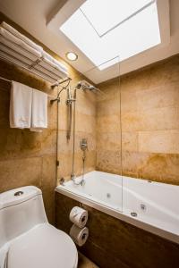 Koupelna v ubytování Colombe Hotel Boutique