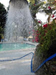 Bazén v ubytování Cabaña en Prado Tolima nebo v jeho okolí