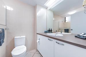Foto sihtkohas Airlie Beach asuva majutusasutuse Ocean View 33A Studio Pool Ocean View WIFI galeriist