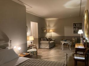 Khu vực ghế ngồi tại La Corte Nascosta Volpedo +95 ảnh