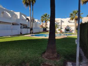 Bazén v ubytovaní MOJACAR SUN 365 alebo v jeho blízkosti