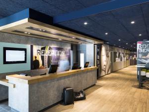 טלויזיה ו/או מרכז בידור ב-ibis budget Zurich Airport
