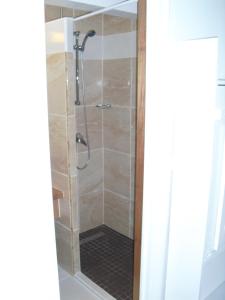 Et badeværelse på Coco-Mango Apt B