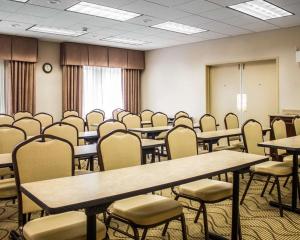 Gallery image of Comfort Inn & Suites in Dayville