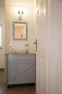 A bathroom at Bíborlak 7