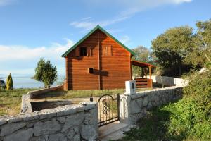 Gallery image of Holiday Home Skadar Lake in Arbneš