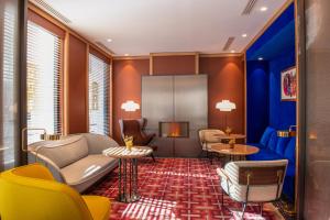 Posezení v ubytování Hotel Yllen Eiffel