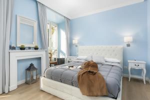 Una cama o camas en una habitación de Rhome Hosting