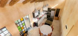 Kuchyň nebo kuchyňský kout v ubytování Fourfields Cottage