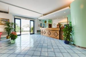 Lobby alebo recepcia v ubytovaní Best Western Hotel La Solara + 37 fotografií