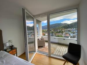 Fotografie z fotogalerie ubytování Luxus Penthouse Bregenz Feldmoos mit Whirlpool & riesen Terrasse, nahe Festspiele v destinaci Bregenz