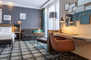 Postel nebo postele na pokoji v ubytování Radisson Blu Hotel Hannover