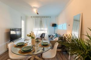 Gallery image of Apartment Black Level, 30m playa, Pool, Wifi in Almería