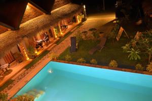 Bazén v ubytování Negombo The Nature Villa and Cabanas nebo v jeho okolí