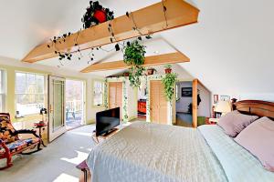 Postel nebo postele na pokoji v ubytování Brookview Bungalow