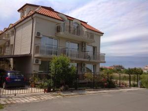 Gallery image of Morska Zvezda Guest House in Chernomorets
