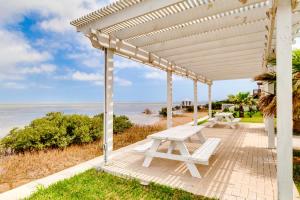 Gallery image of Las Joyas Bayview Home #202 in Port Isabel