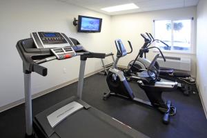Fitness centrum a/nebo fitness zařízení v ubytování River Inn at Seaside