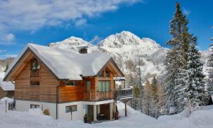 Almhaus Nassfeld durante l'inverno