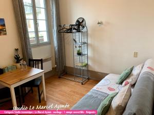 多勒Nos studios au centre ville à Dole的相册照片