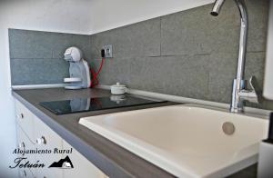 A bathroom at Alojamiento Rural Tetuán